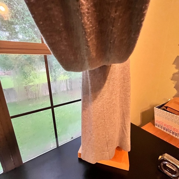 LOFT Light Gray Bell-Shaped Pullover Sweater Size Medium - Picture 7 of 15